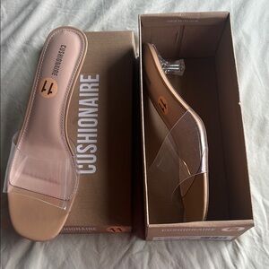 Cushionaire Women's Tan Clear Heels